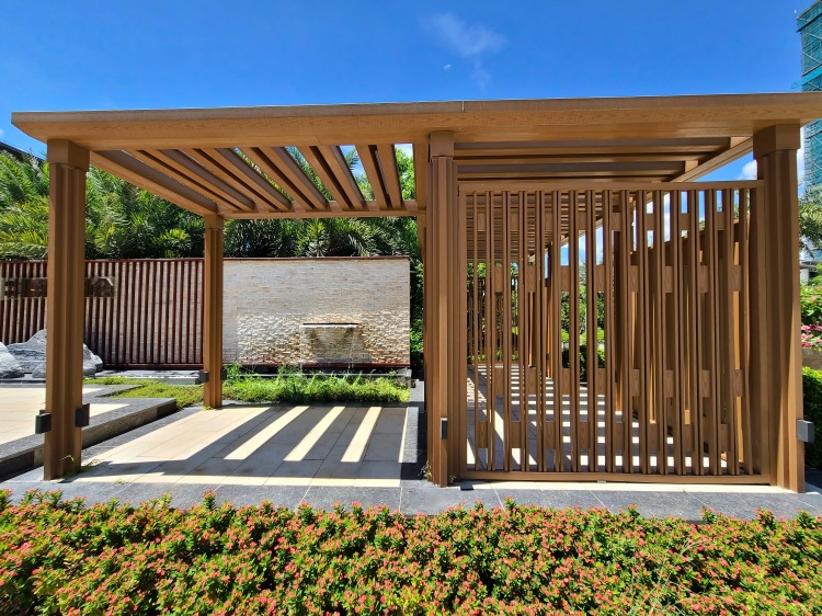 百妥木塑木阻燃共挤手艺：环保建材防火新高度